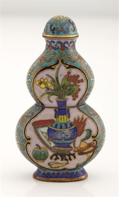 Lot 260 - Chinese Cloisonne Snuff Bottle The double...
