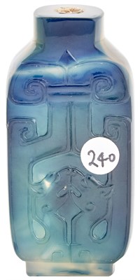 Lot 653 - Chinese Agate Snuff Bottle The rounded...