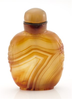 Lot 243 - Chinese Banded Agate Snuff Bottle Qing Dynasty...