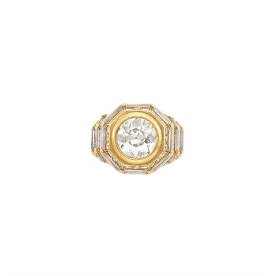 Lot 236 - Gold and Diamond Ring, Bulgari