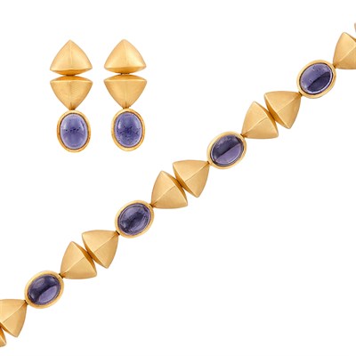 Lot 52 - Gold, Cabochon Iolite Bracelet and Pair of Pendant-Earrings