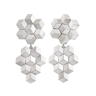 Lot 188 - Pair of White Gold 'Brillante' Pendant-Earclips, Paolo Costagli