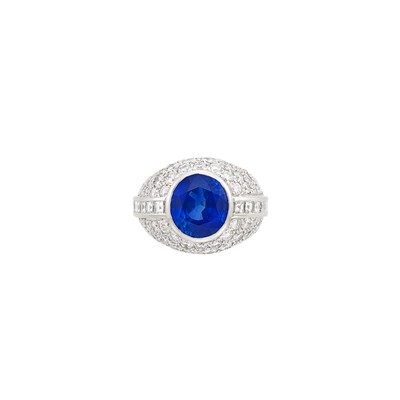 Lot 78 - Platinum, Sapphire and Diamond Bombé Ring
