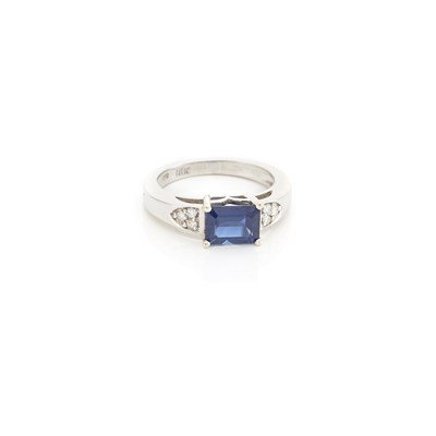 Lot 2024 - White Gold, Sapphire and Diamond Ring