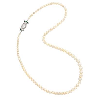 Lot 321 - Natural Pearl Necklace with Platinum, Diamond and Emerald Clasp