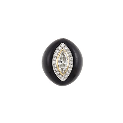 Lot 399 - Gold, Diamond and Black Onyx Dome Ring
