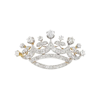 Lot 415 - Antique Platinum, Gold and Diamond Crown Pin
