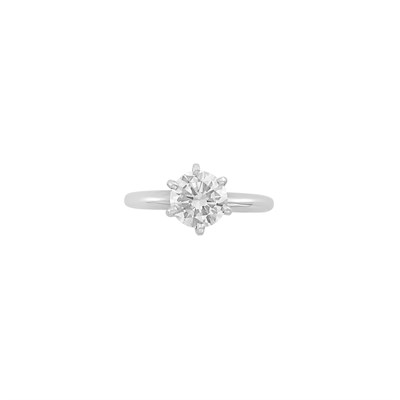 Lot 148 - Platinum and Diamond Ring