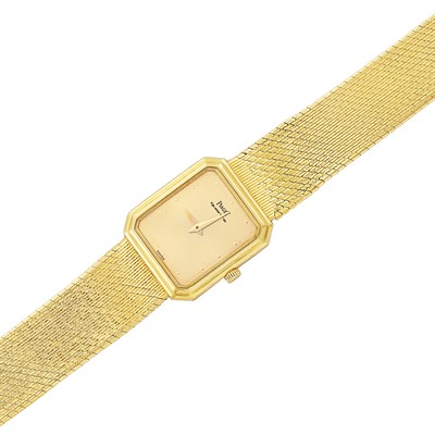 Lot 572 - Gold Wristwatch, Piaget