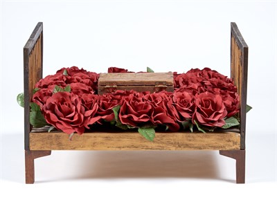 Lot 49 - Edwina Sandys