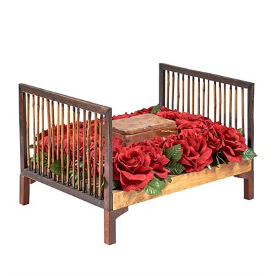 Lot 49 - Edwina Sandys