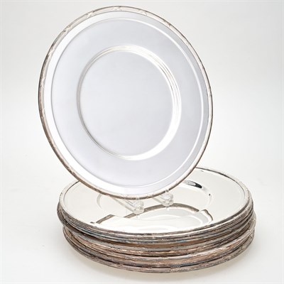 Lot 256 - Set of Fourteen Strong & Woodhatch Silver...