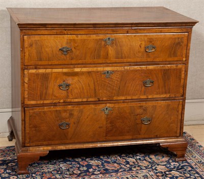 Lot 325 - George I Inlaid Walnut Chest of Drawers Height...