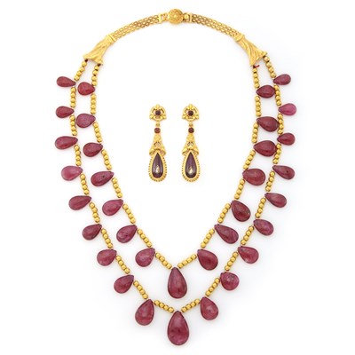 Lot 1431 - Double Strand Ruby and Gold Bead Fringe Swag Necklace and Pair of Pendant-Earrings