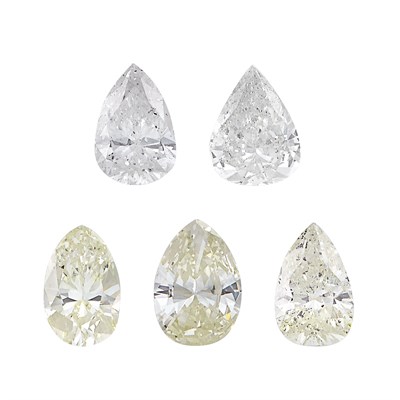 Lot 135 - Five Unmounted Diamonds