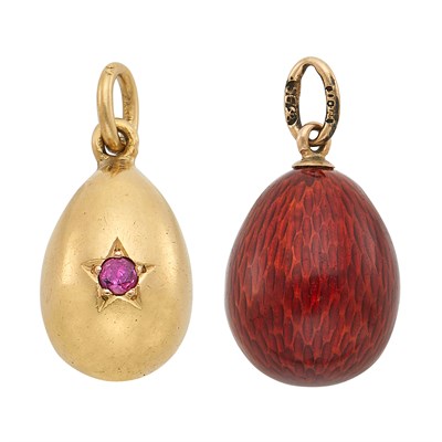 Lot 164 - Fabergé Gold and Guilloché Enamel Pendant Egg...