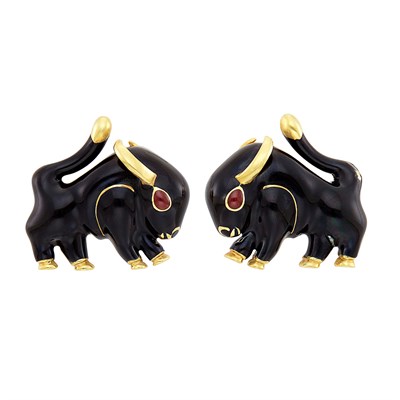 Lot 98 - Pair of Gold and Black and Red Enamel Bull Cufflinks, David Webb