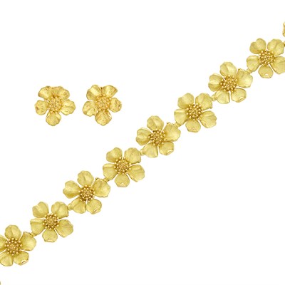 Lot 650 - Gold 'Dogwood' Flower Bracelet and Pair of Earrings, Tiffany & Co.