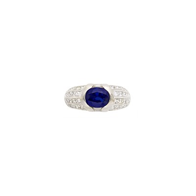 Lot 580 - Rhodium-Plated Gold, Sapphire and Diamond Bombé Ring