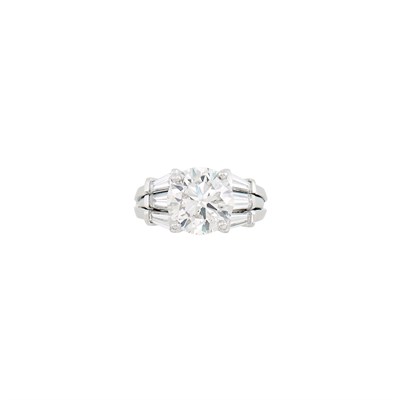 Lot 528 - Platinum and Diamond Ring and Jacket