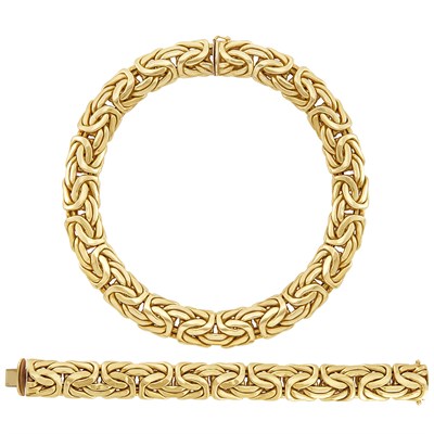 Lot 483 - Gold Necklace and Bracelet