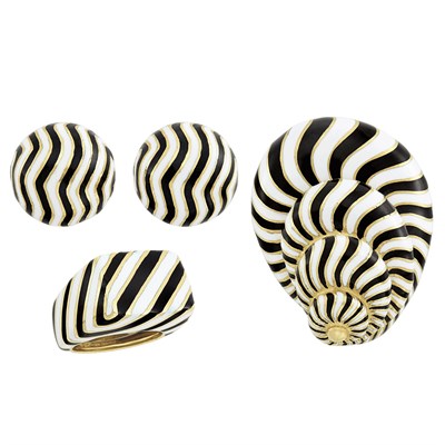 Lot 658 - Suite of Gold and Black and White Enamel Jewelry, David Webb