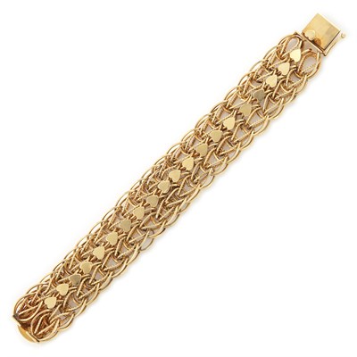 Lot 1267 - Gold Heart Link Bracelet