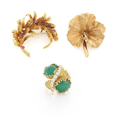 Lot 1426 - Gold and Ruby Floral Pin, Gold Leaf Pin and Gold, Cabochon Emerald and Diamond Bypass Ring