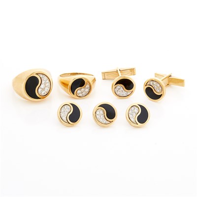 Lot 1724 - Gold, Diamond and Black Onyx 'Yin and Yang' Dress Set and Two Rings