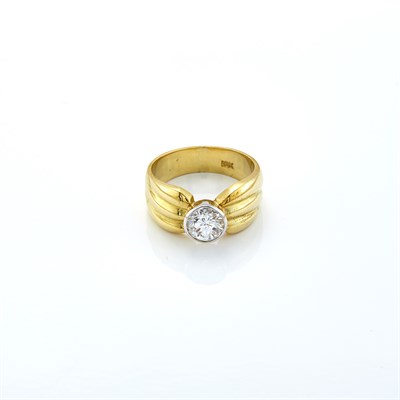 Lot 1329 - Two-Color Gold and Diamond Ring