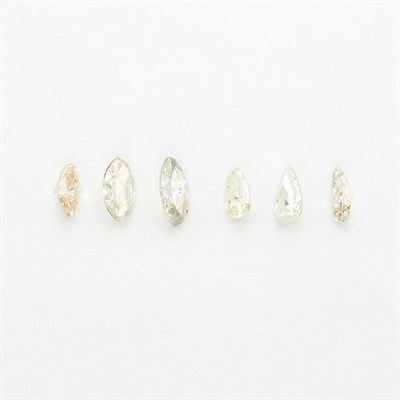 Lot 1686 - Six Unmounted Diamonds