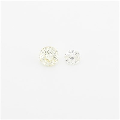 Lot 1687 - Two Unmounted Diamonds