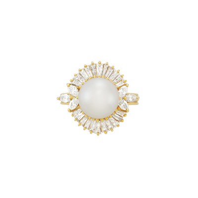 Lot 247 - Gold, South Sea Cultured Pearl and Diamond Ring