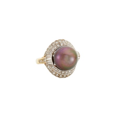 Lot 154 - Two-Color Gold, Black Cultured Pearl and Diamond Ring