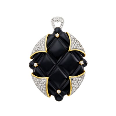 Lot 31 - Two-Color Gold, Carved Black Onyx and Diamond Pendant-Brooch, Choba