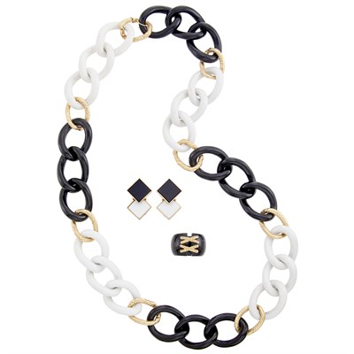 Lot 287 - White Agate, Black Onyx and Gold Link Necklace, Pair of Earclips and Ring