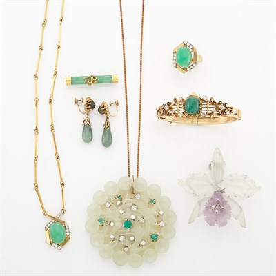 Lot 1582 - Group of Gold, Gold-Filled, Jade and Green Hardstone Jewelry
