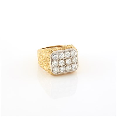 Lot 1842 - Gentleman's Nugget Gold and Diamond Ring