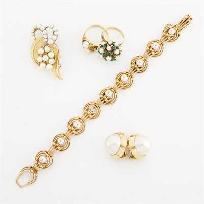 Lot 1295 - Group of Gold, Cultured and Mabé Pearl Jewelry