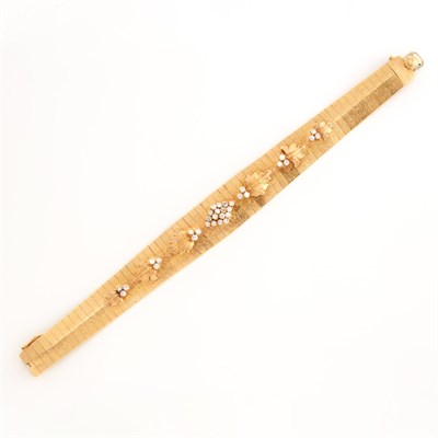 Lot 2095 - Gold and Diamond Flexible Bracelet