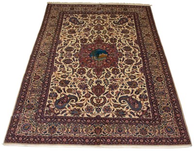 Lot 394 - Dabir Kashan Carpet Central Persia, second...