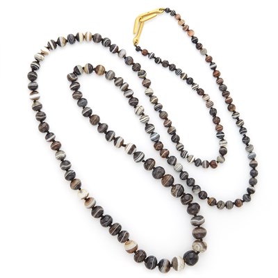 Lot 1021 - Long Agate Bead Necklace with Gold Clasp, Linda Lee Johnson