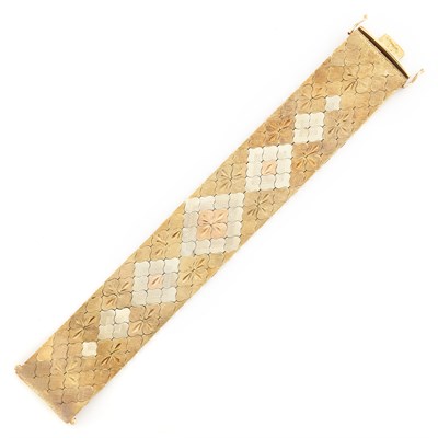 Lot 1473 - Tricolor Gold Bracelet