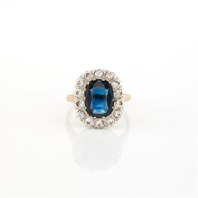 Lot 1635 - Gold, Platinum, Sapphire and Diamond Ring