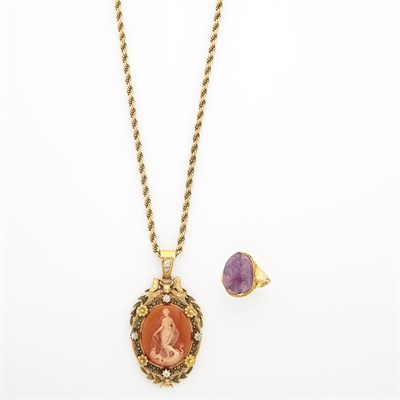 Lot 1693 - Antique Gold and Carved Amethyst Scarab Ring and Two-Color Gold Carnelian Cameo and Diamond Pendant with Rope-Twist Gold Chain