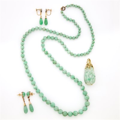 Lot 1593 - Group of Gold and Jade Jewelry