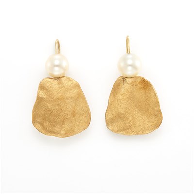 Lot 1020 - Pair of Gold and Cultured Pearl Pendant-Earrings, Linda Lee Johnson