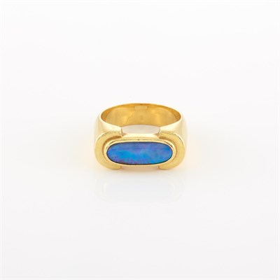Lot 1983 - Gold and Opal Ring