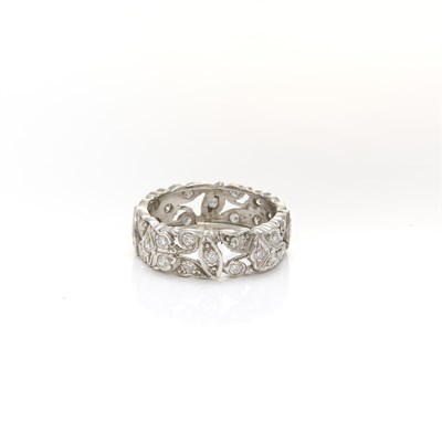 Lot 1436 - Platinum and Diamond Band Ring