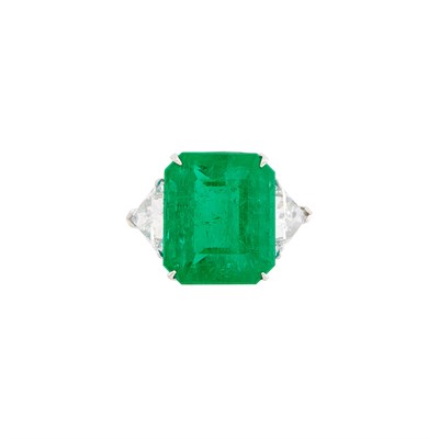 Lot 479 - Platinum, Emerald and Diamond Ring, Daniel K.